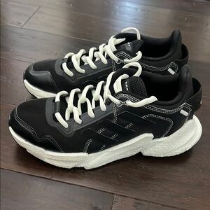 Karlie Kloss Adidas 8 1/2